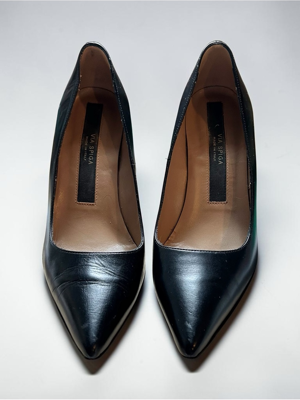 Via Spiga Black Leather Pumps size 7.5 Medium GUC